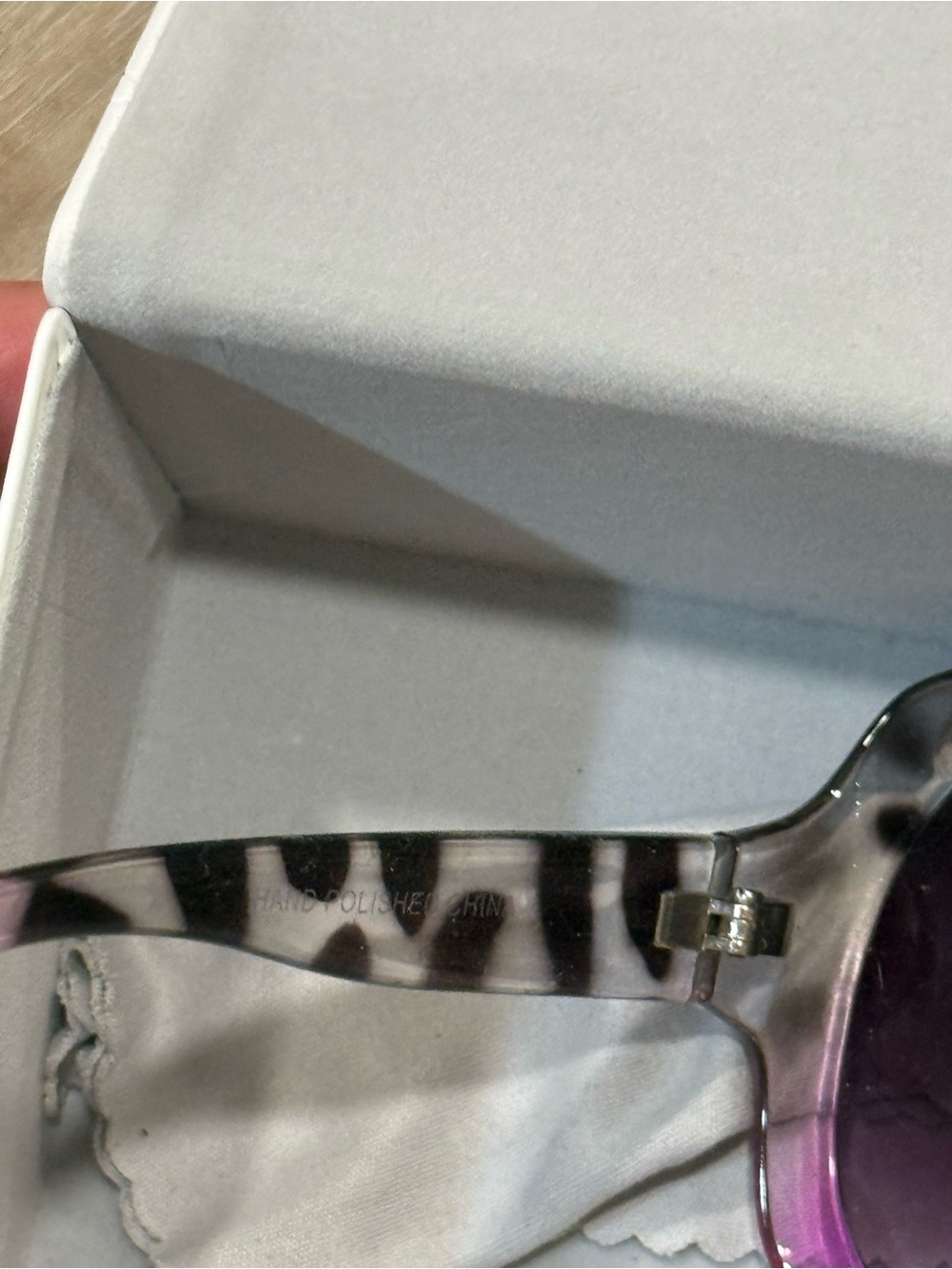 Vintage Dior Oversized Purple Gradient Sunglasses with Tortoiseshell Accents - Picture 3 of 5